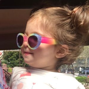 Meet your Posher, Asena